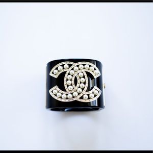 Chanel Resin Pearl Crystal CC Cuff Black